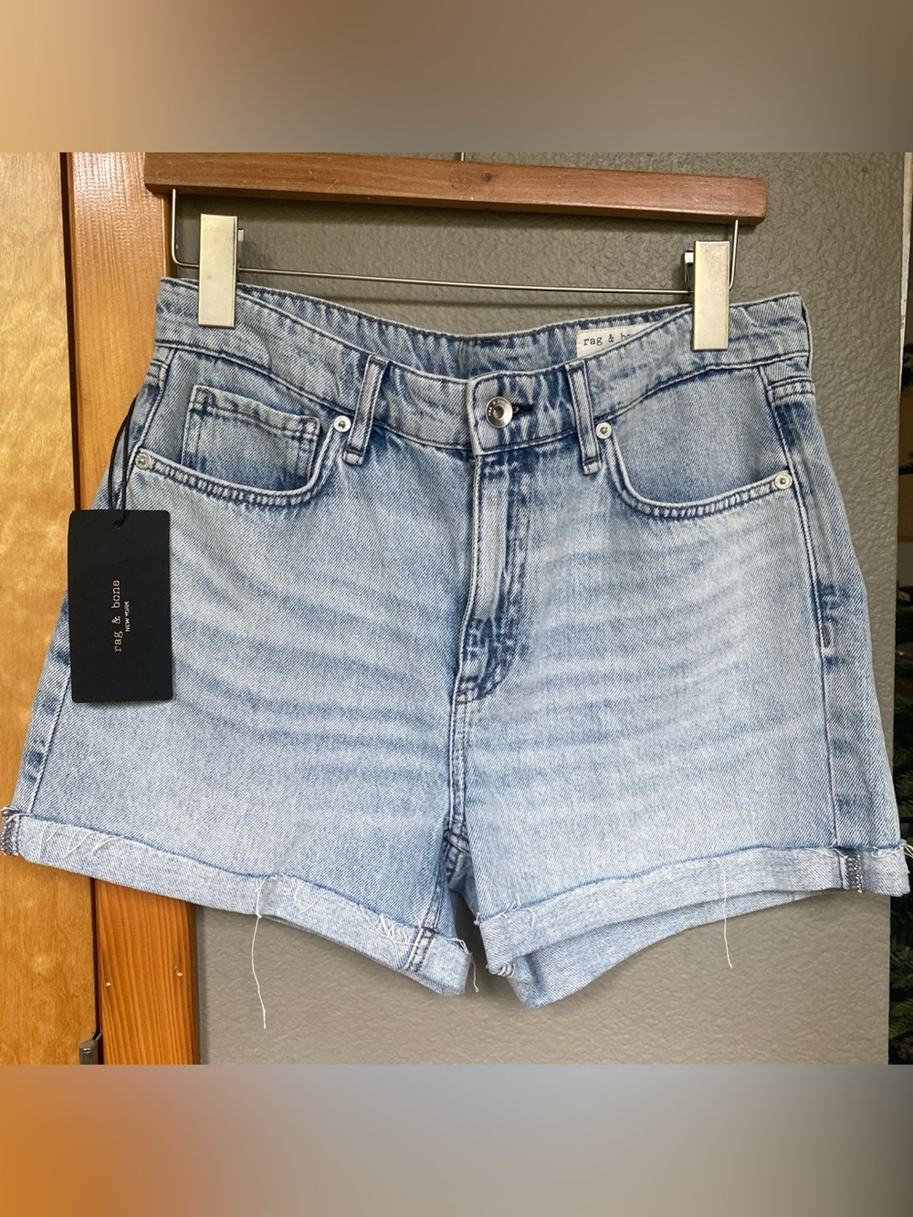 Rag & Bone Dylan Cuffed Denim Shorts size 27 in Palmer  Wash NWT